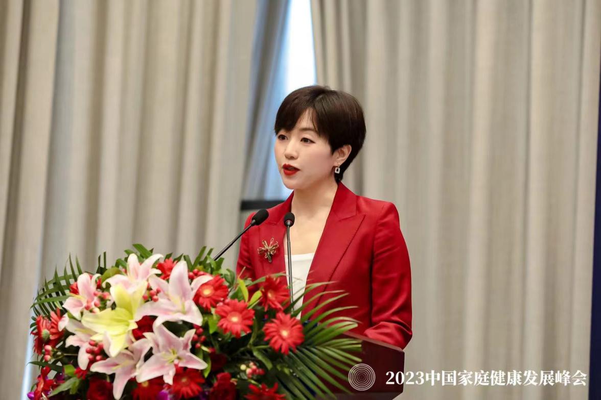 新华社新华健康主任熊湘怡致辞 新华社新华健康主任熊湘怡致辞